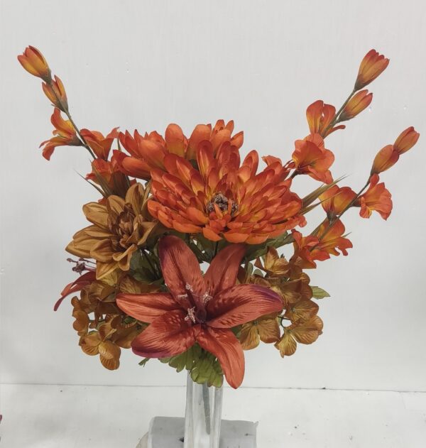 Enhance your decor with this Dahlia