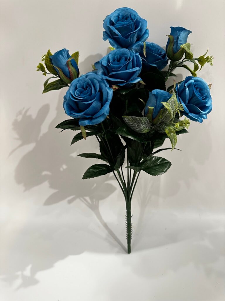 Decorate your home with this rose bush. Place it in a vase to display on your coffee table or fireplace mantel for a lovely touch.RoseBlueDull Satin17" (43.18 cm)12 stems per